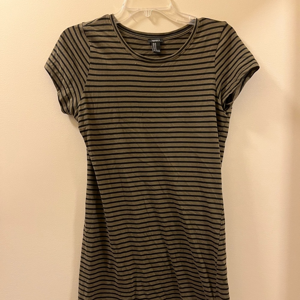 Green/black stripped casual dress